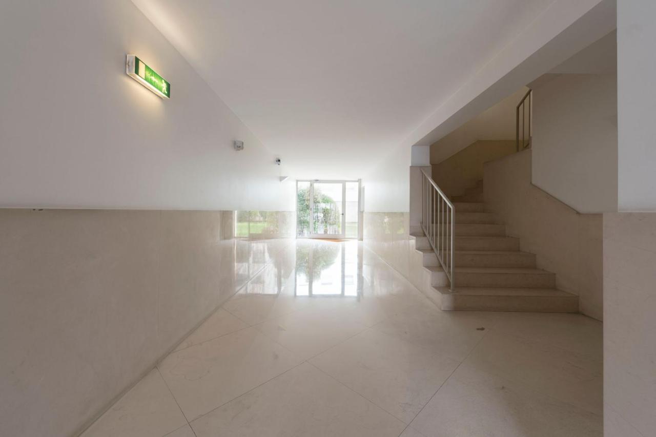 Lovelystay - Oporto Beach Apartment With 2 Free Parking Spots Matosinhos  Esterno foto