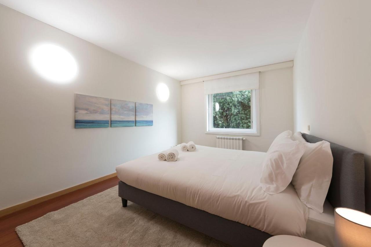 Lovelystay - Oporto Beach Apartment With 2 Free Parking Spots Matosinhos  Esterno foto