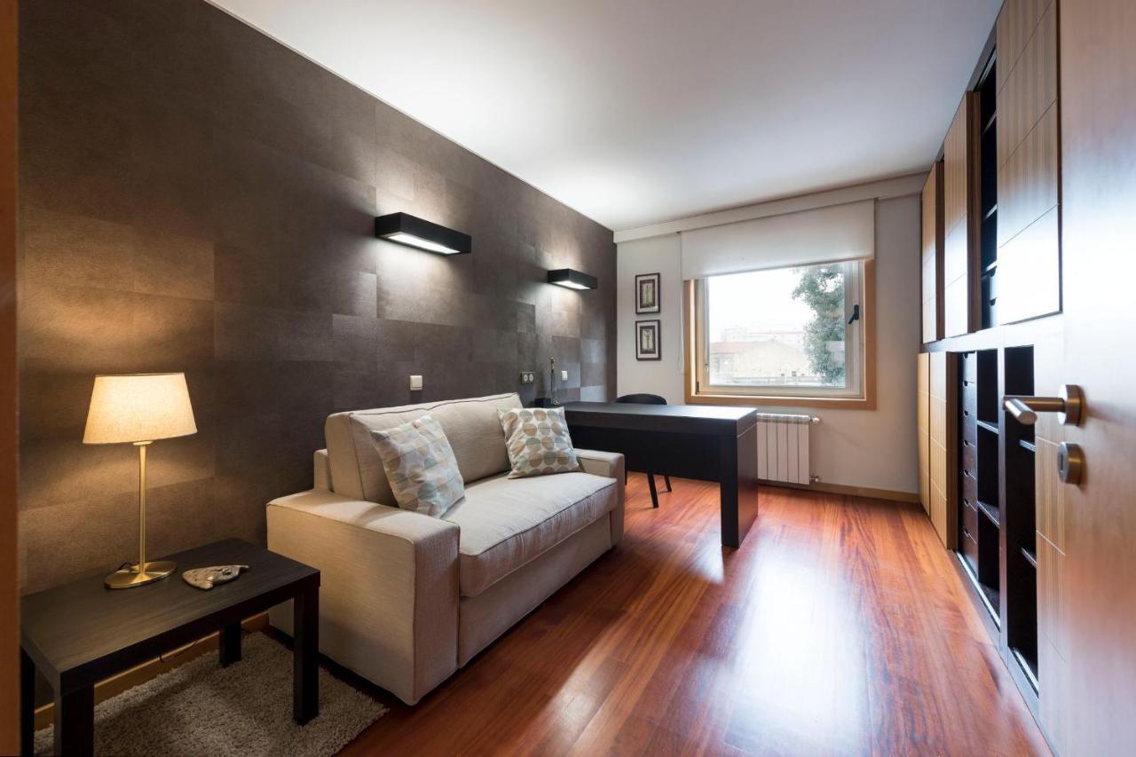 Lovelystay - Oporto Beach Apartment With 2 Free Parking Spots Matosinhos  Esterno foto
