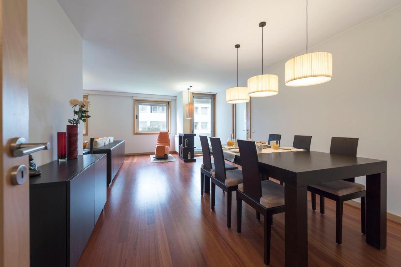 Lovelystay - Oporto Beach Apartment With 2 Free Parking Spots Matosinhos  Esterno foto