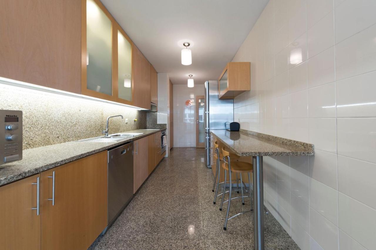 Lovelystay - Oporto Beach Apartment With 2 Free Parking Spots Matosinhos  Esterno foto